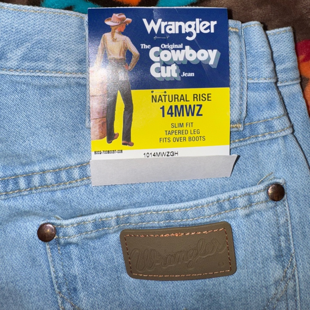 women’s wrangler jeans NWT - Picture 3 of 5